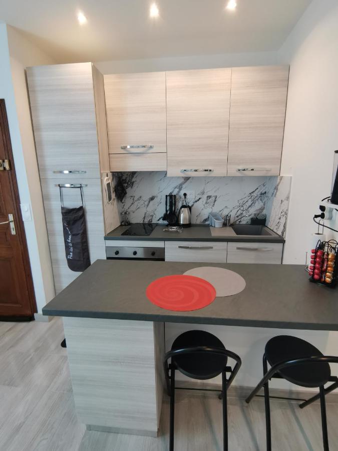 Coquet 2 Pieces Entierement Renove Et Climatise Apartment Cannes Bagian luar foto