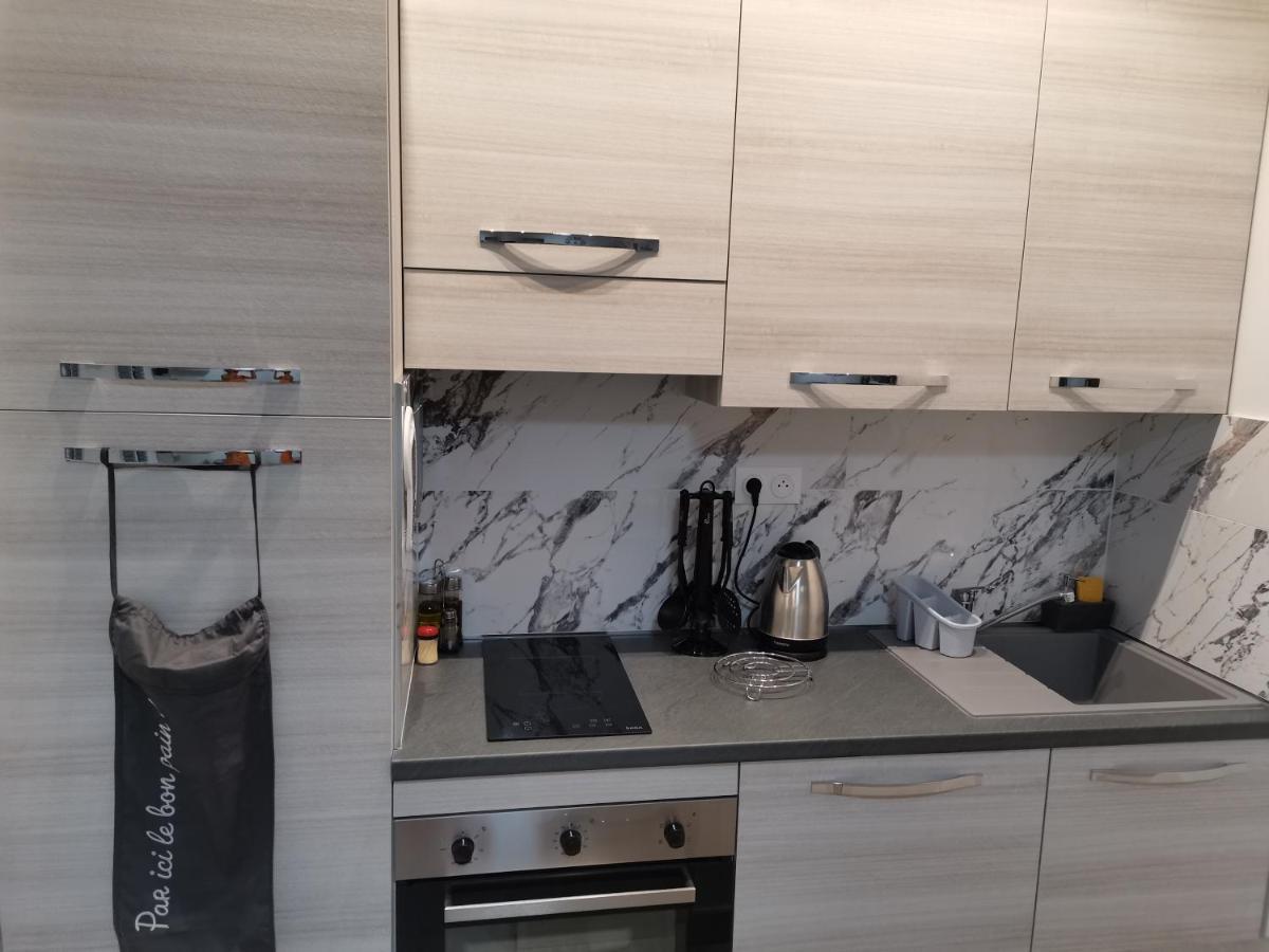 Coquet 2 Pieces Entierement Renove Et Climatise Apartment Cannes Bagian luar foto